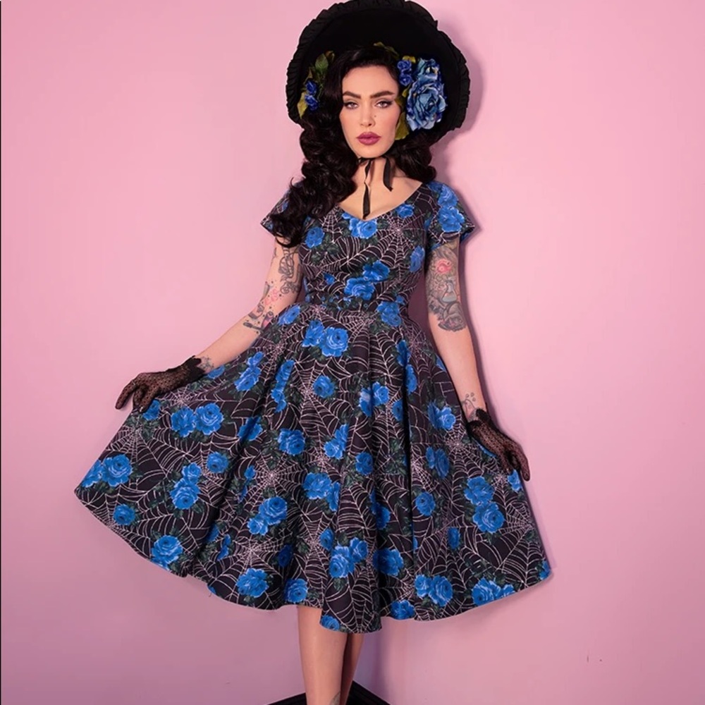 Vanity Fair Spiderweb Dress by Vixen Sz L